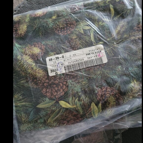 2 yards. Pine cones on black fabric - Picture 1 of 1